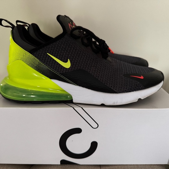 Nike Air Max 270 SE - Picture 1 of 6